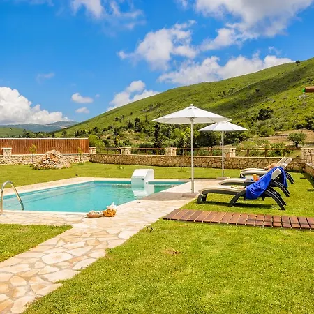 Vila Eden *