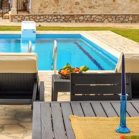 Villa Eden Anafonítria