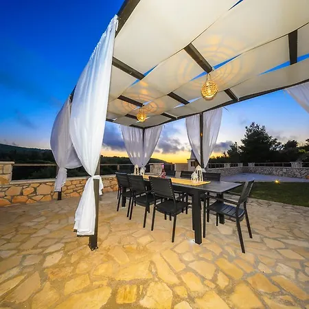 Villa Eden