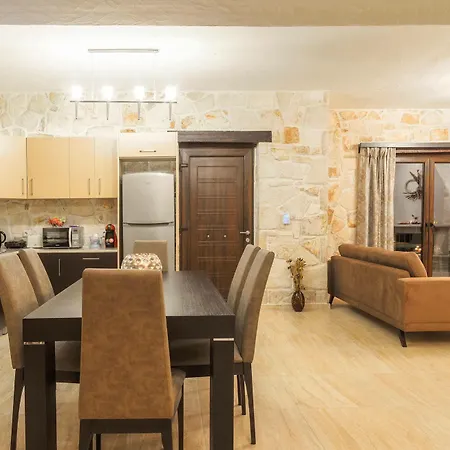 Eden Villa *