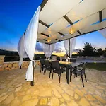 Villa Eden